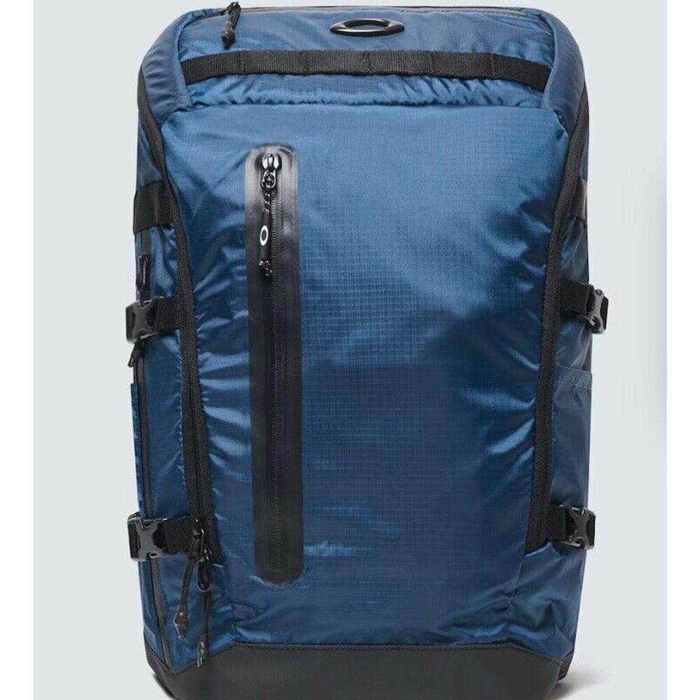 Oakley NEW Backpack Blue Outdoor Backpack Compartments Insulated Pocket
